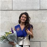Graduada en Matemáticas ofrece clases a todos los niveles